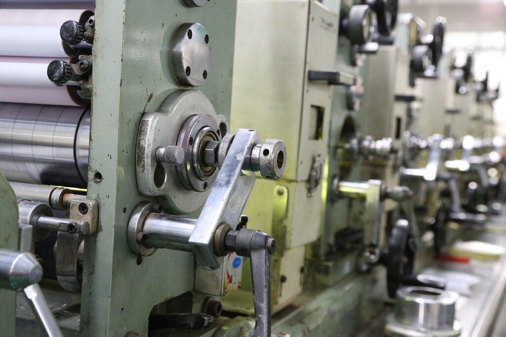 offset printing macine, printing services, bruchure printing-3634408.jpg